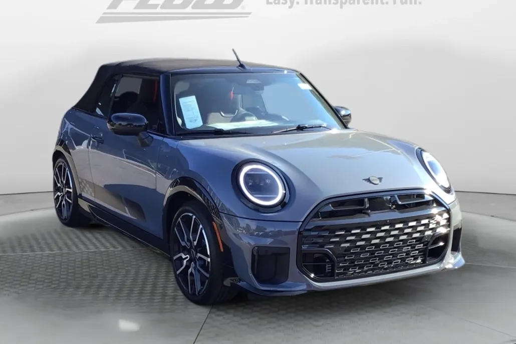 2026 Mini Cooper Convertible Iconic photo 1
