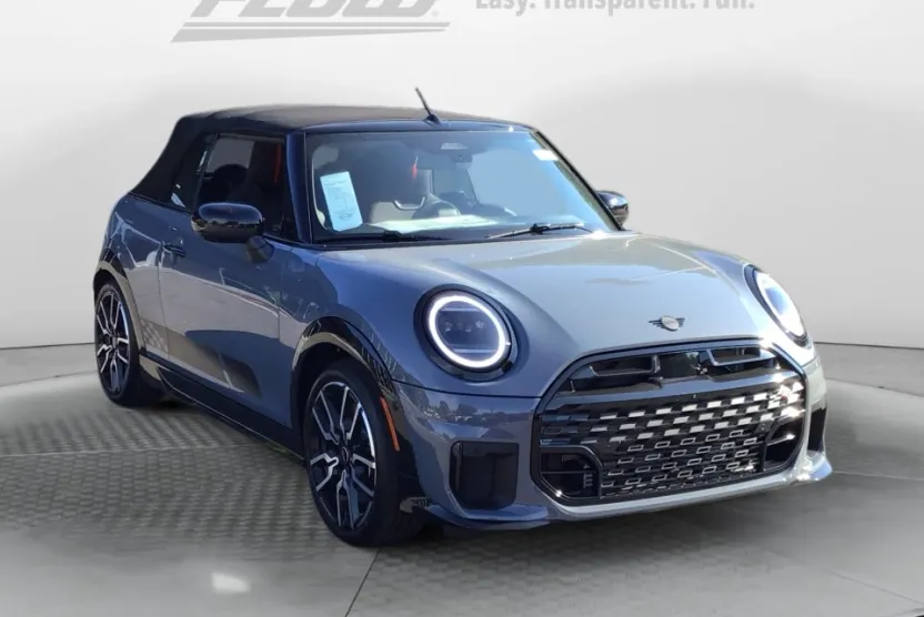 2026 Mini Cooper Convertible Iconic photo 1