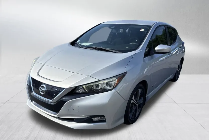 2018 Nissan Leaf SV photo 1