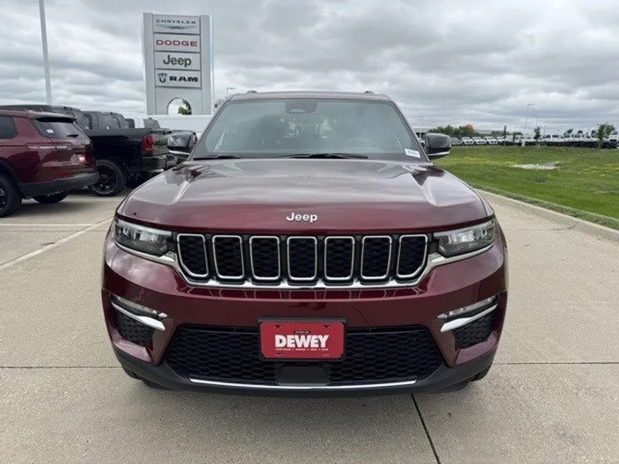 2025 Jeep Grand Cherokee Limited photo 1
