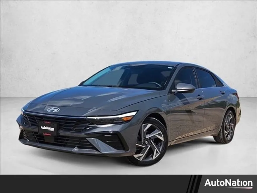 2024 Hyundai Elantra SEL Convenience photo 1