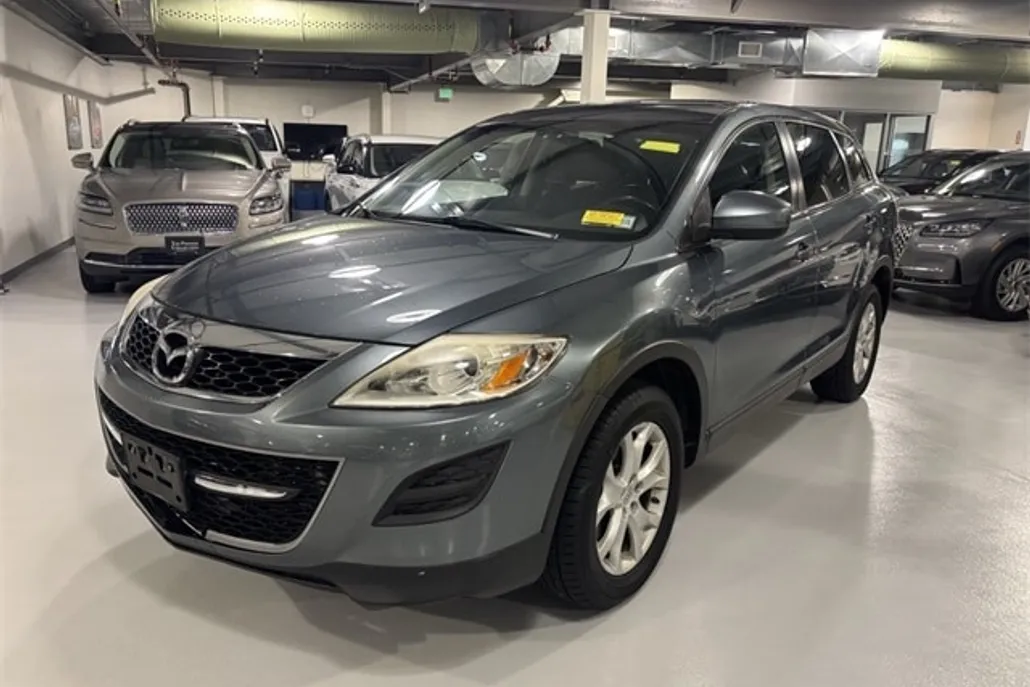 2011 Mazda CX-9 Sport photo 1