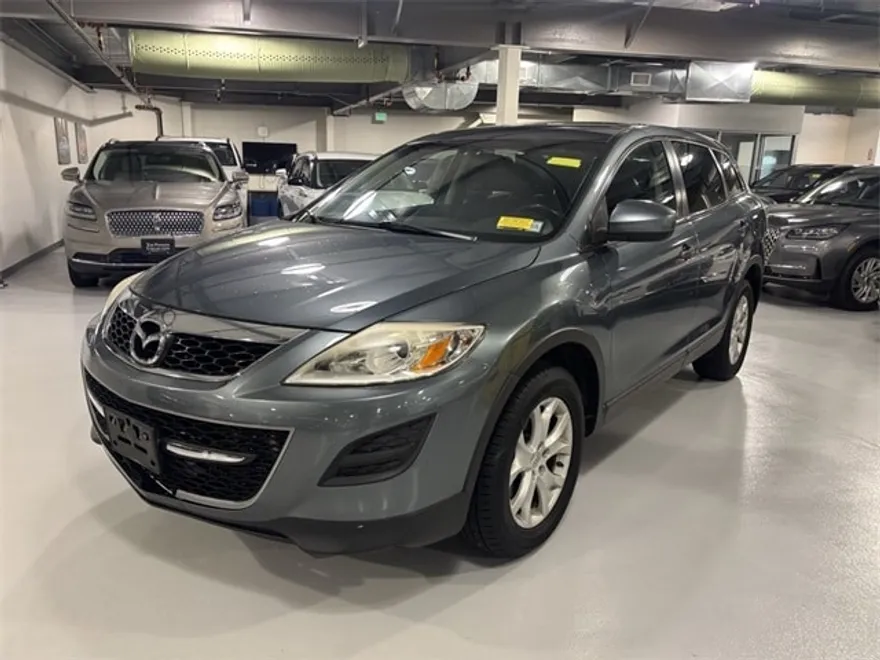 2011 Mazda CX-9 Sport photo 1