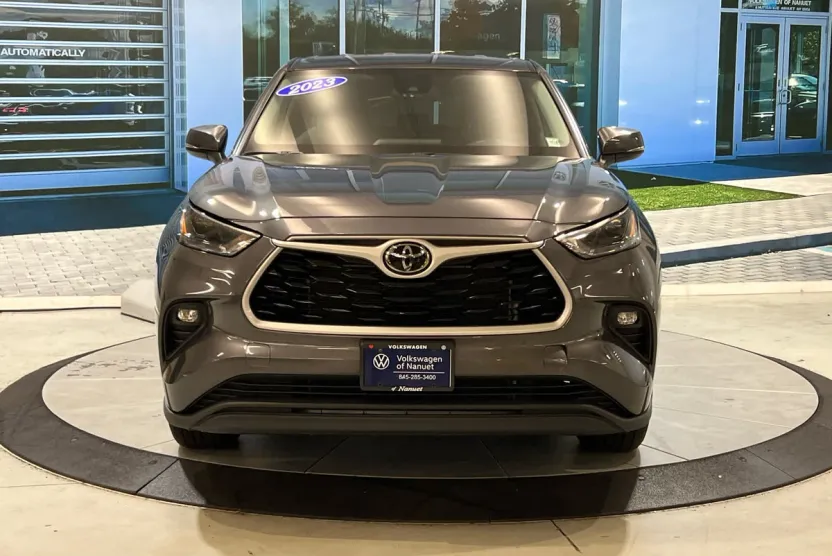 2023 Toyota Highlander Limited Platinum XLE XSE photo 1