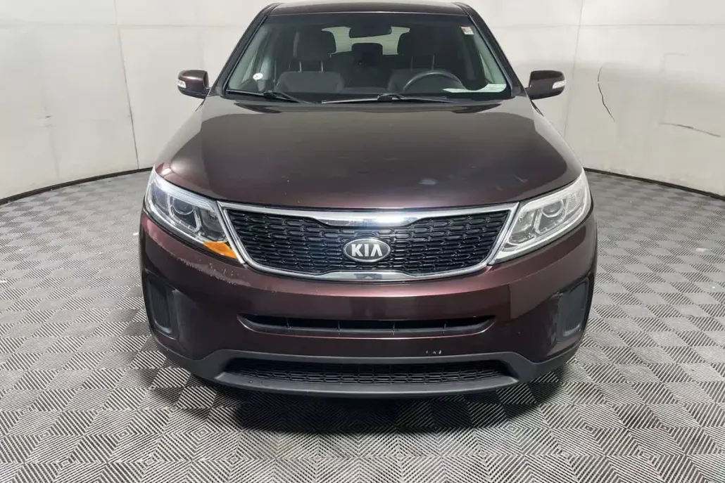 2014 Kia Sorento LX photo 1