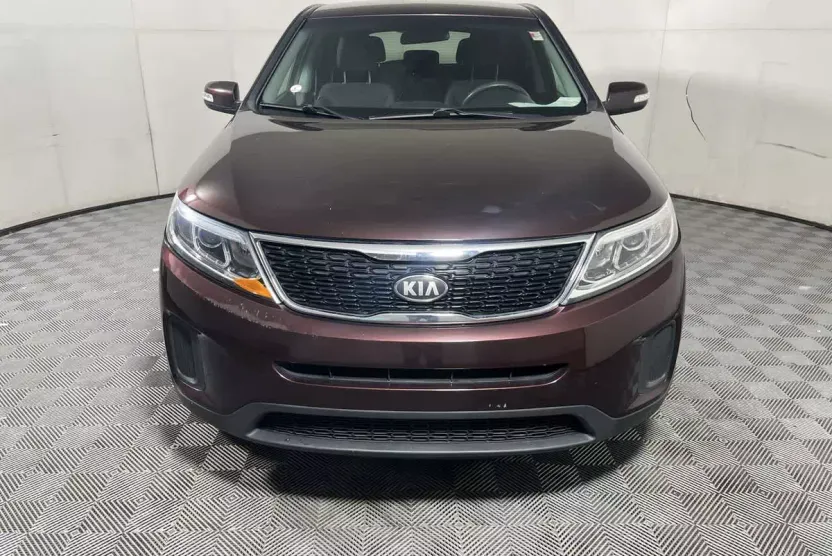 2014 Kia Sorento LX photo 1