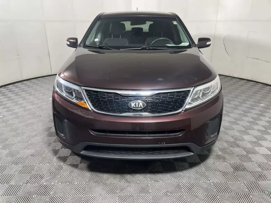 2014 Kia Sorento LX photo 1