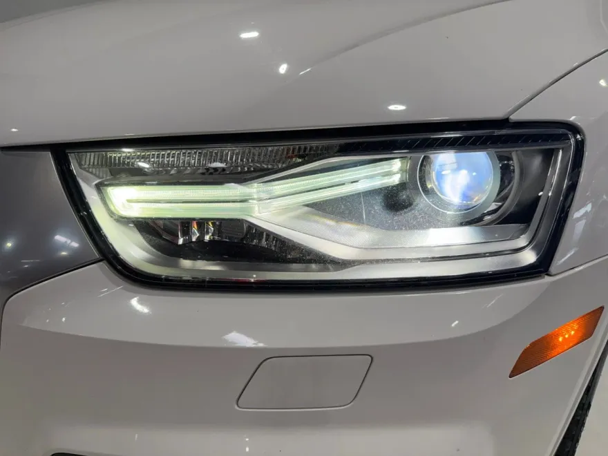 2018 Audi Q3 Premium photo 1