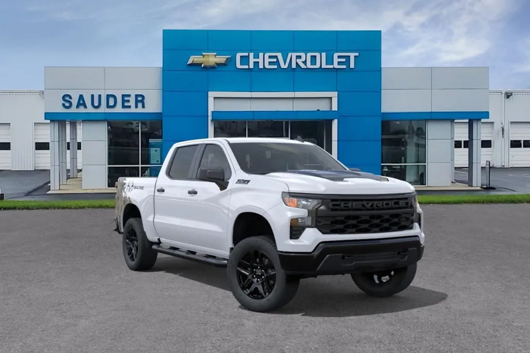2025 Chevrolet Silverado 1500 Custom Trail Boss photo 1