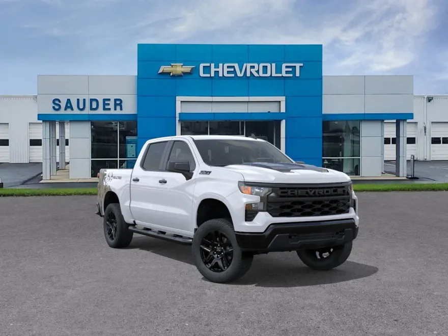 2025 Chevrolet Silverado 1500 Custom Trail Boss photo 1