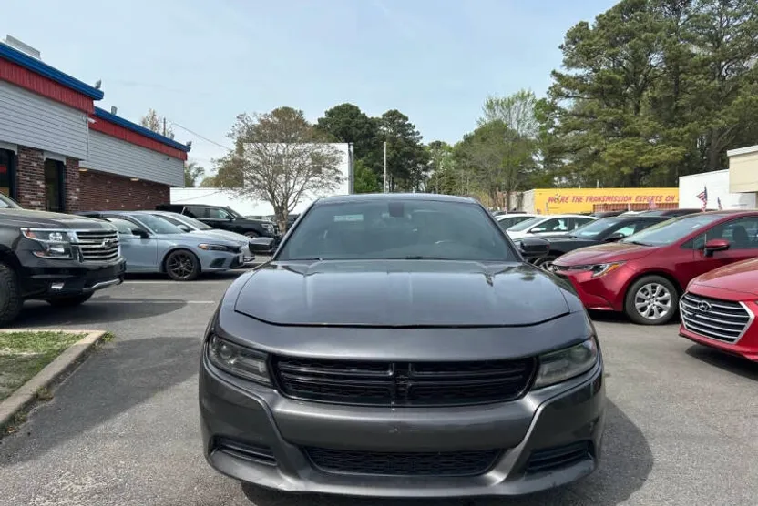 2020 Dodge Charger SXT photo 1