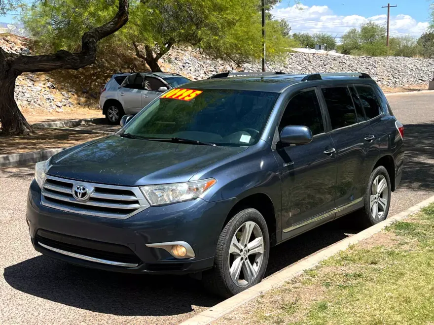 2012 Toyota Highlander Limited photo 1