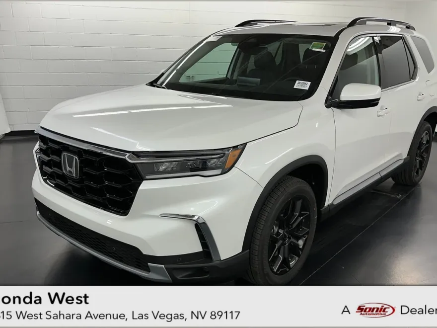 2025 Honda Pilot Touring photo 1
