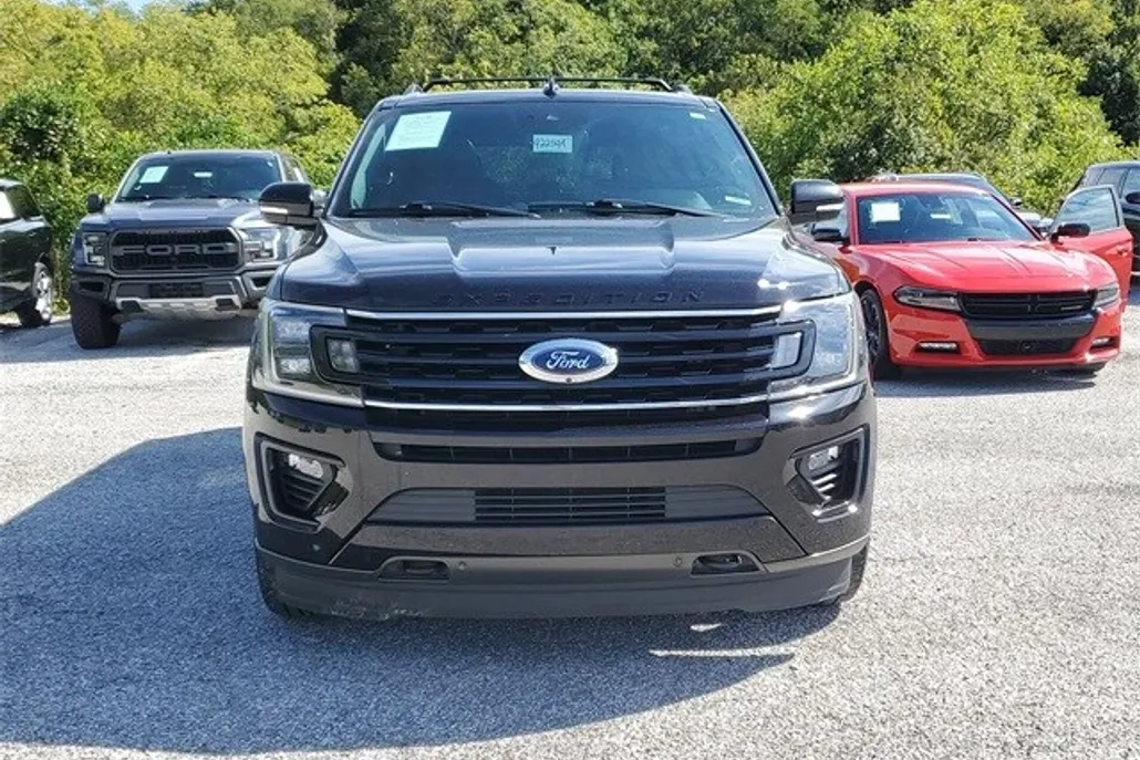 2021 Ford Expedition Limited photo 1