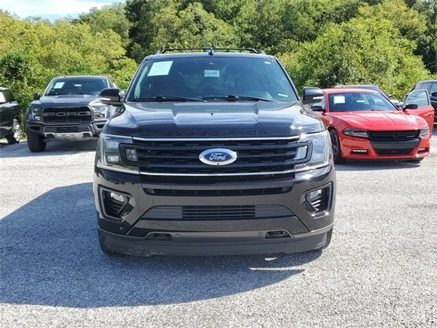 2021 Ford Expedition Limited photo 1