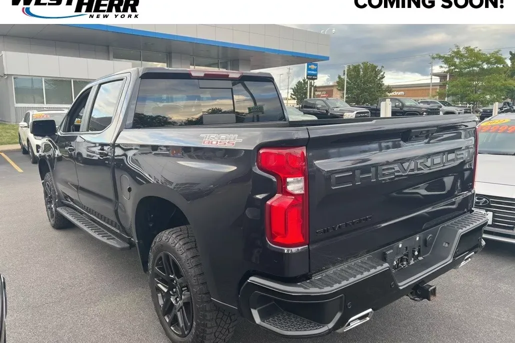 2022 Chevrolet Silverado 1500 LT Trail Boss photo 1