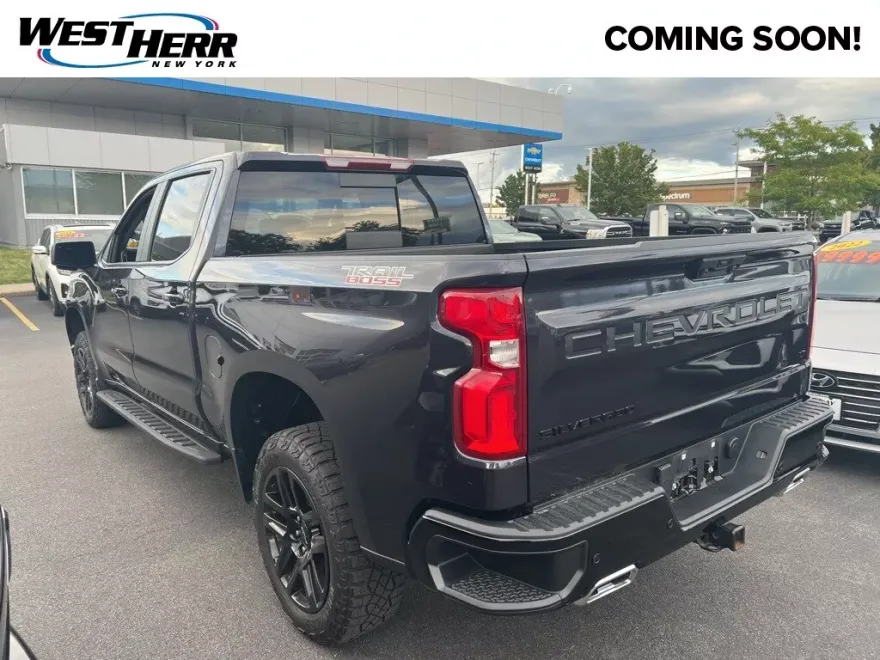 2022 Chevrolet Silverado 1500 LT Trail Boss photo 1