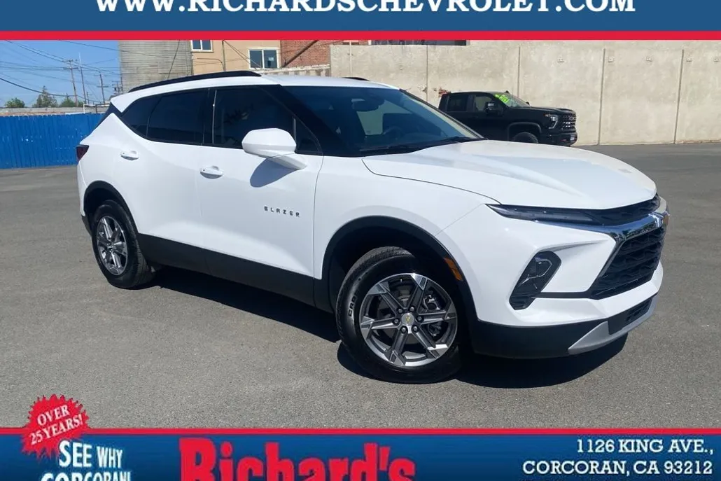 2023 Chevrolet Blazer 2LT photo 1