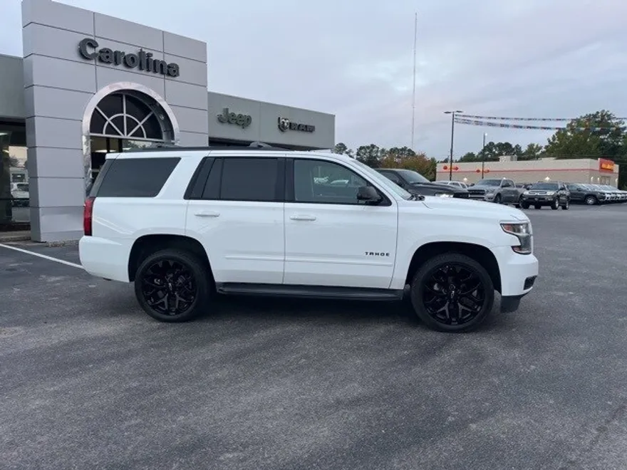 2018 Chevrolet Tahoe Premier photo 1