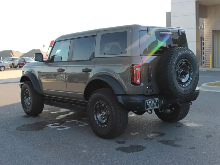 2025 Ford Bronco Badlands photo 1