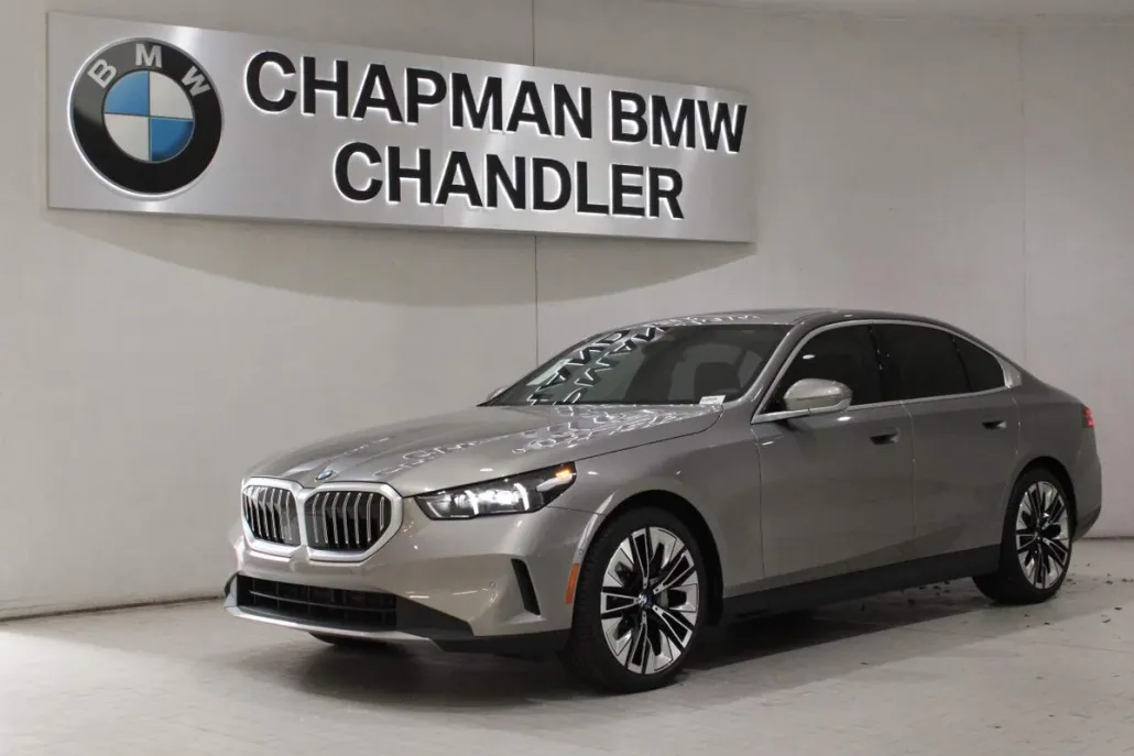 2025 Bmw 530i photo 1