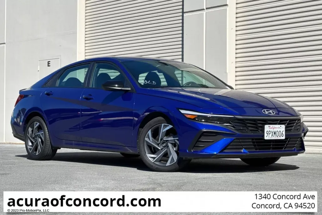 2025 Hyundai Elantra SEL Sport photo 1