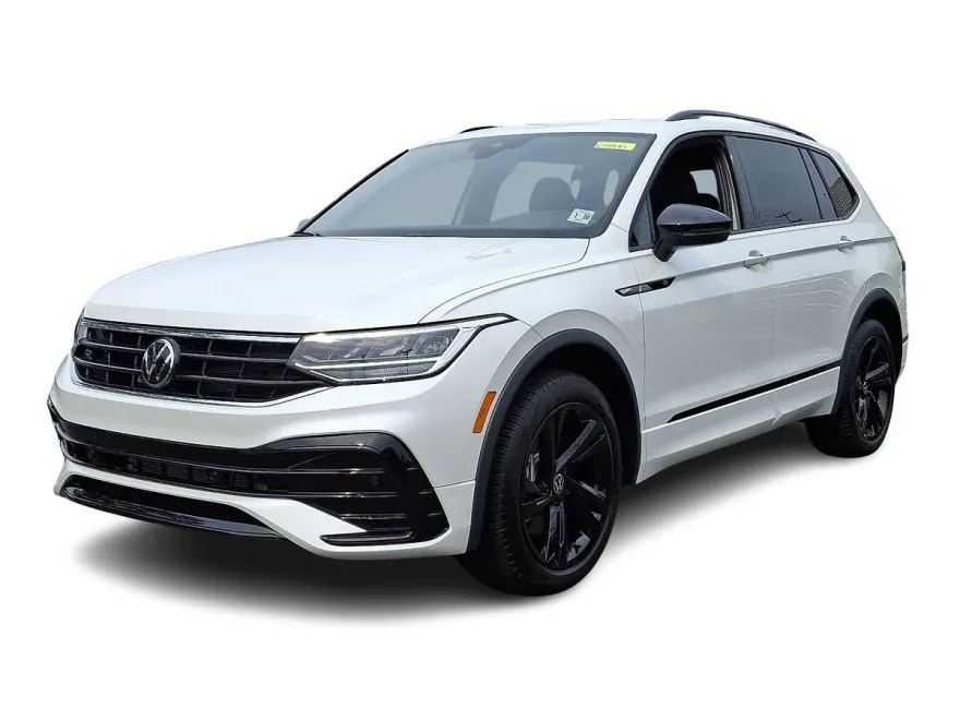 2024 Volkswagen Tiguan SE R-Line Black photo 1