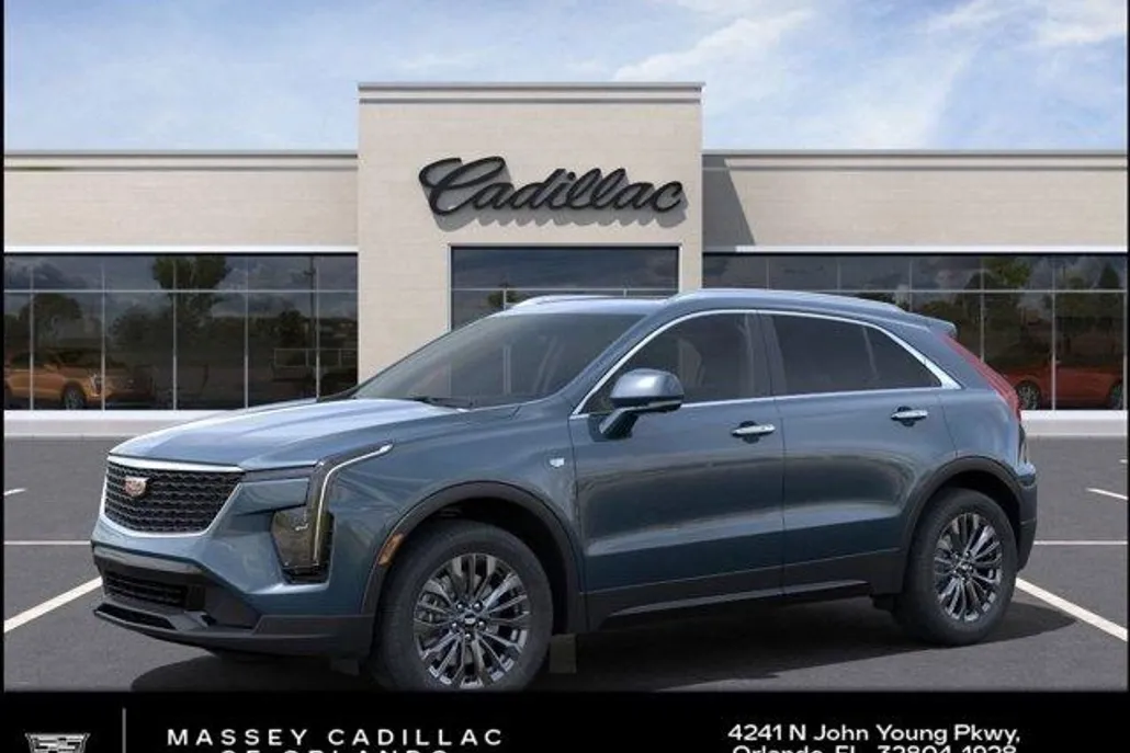 2025 Cadillac XT4 Premium Luxury photo 1