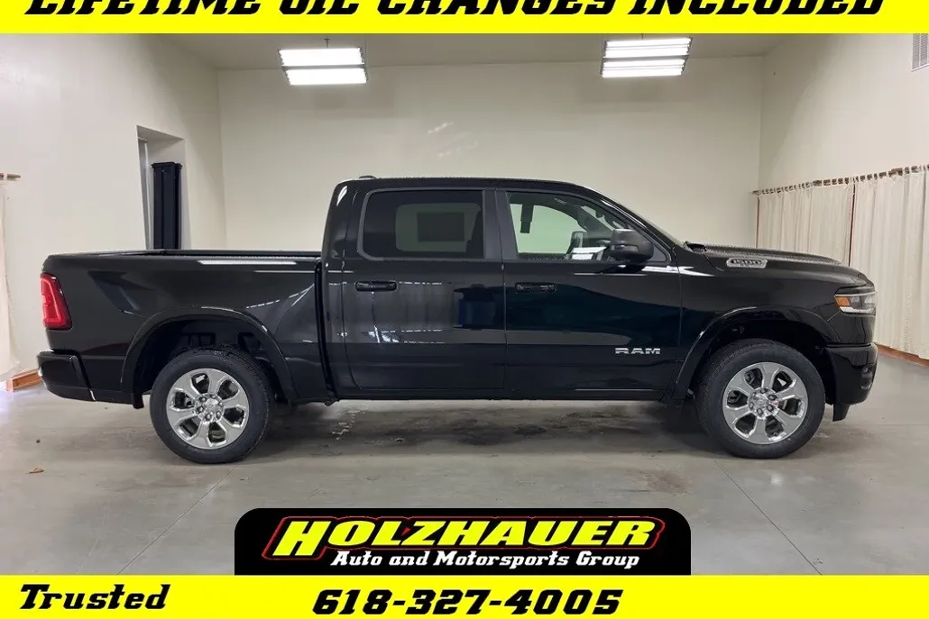 2025 Ram 1500 Big Horn photo 1