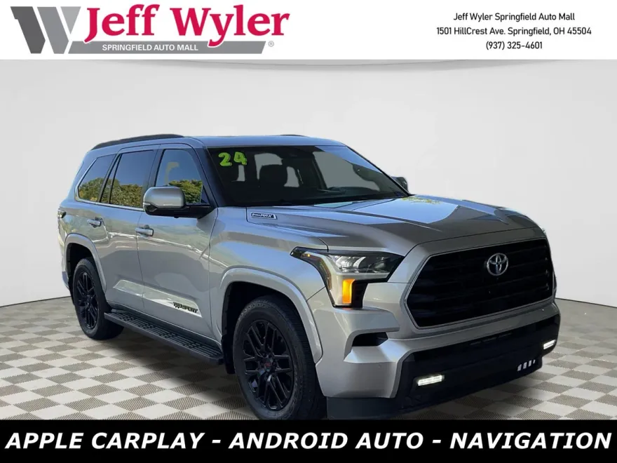 2024 Toyota Sequoia SR5 photo 1