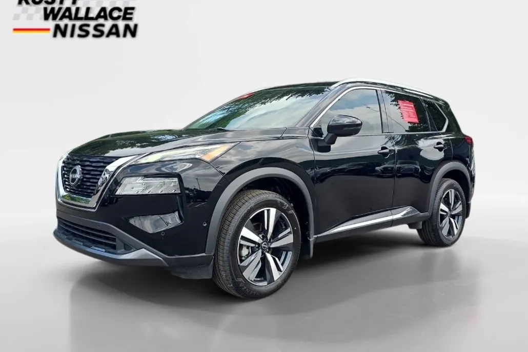 2023 Nissan Rogue SL photo 1