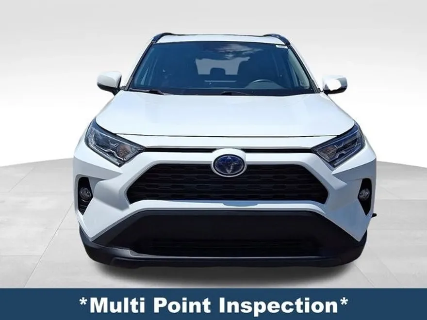 2021 Toyota RAV4 Hybrid XLE photo 1