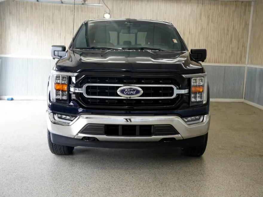 2023 Ford F-150 XLT photo 1