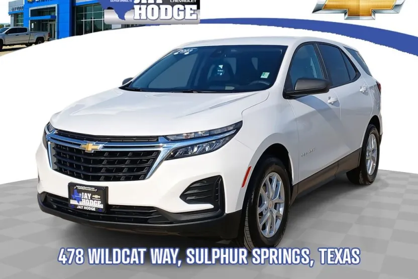2023 Chevrolet Equinox LS photo 1