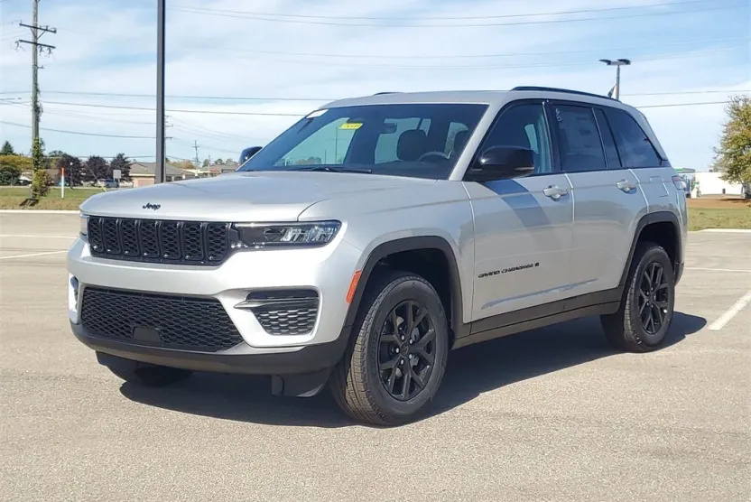 2025 Jeep Grand Cherokee Altitude X photo 1