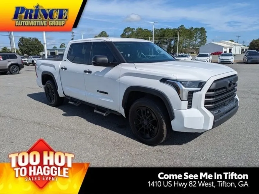 2022 Toyota Tundra SR5 photo 1