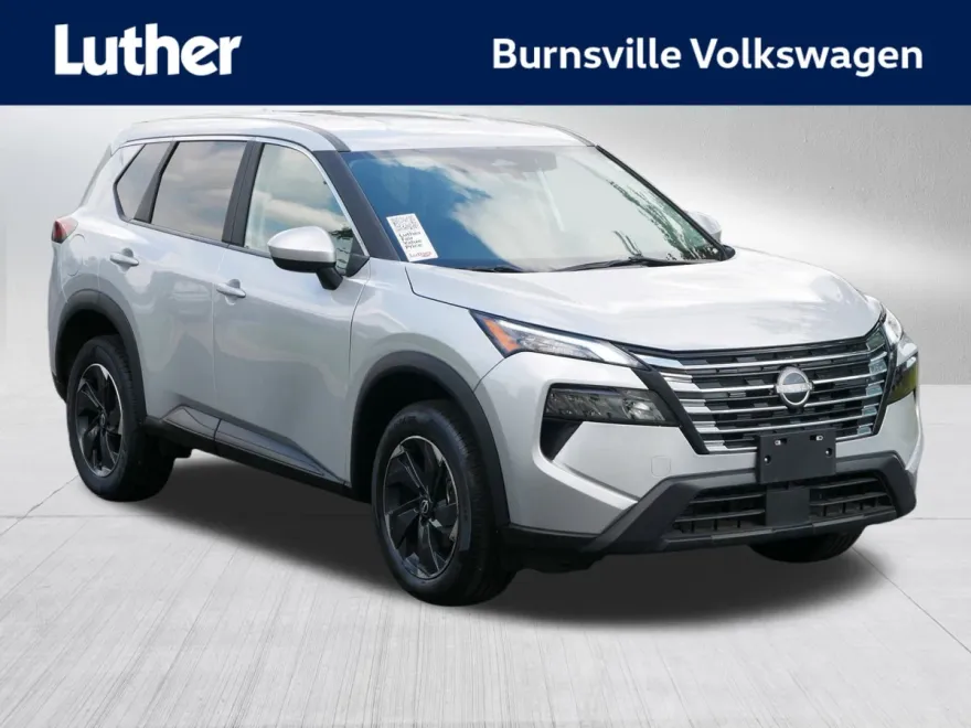 2024 Nissan Rogue SV photo 1