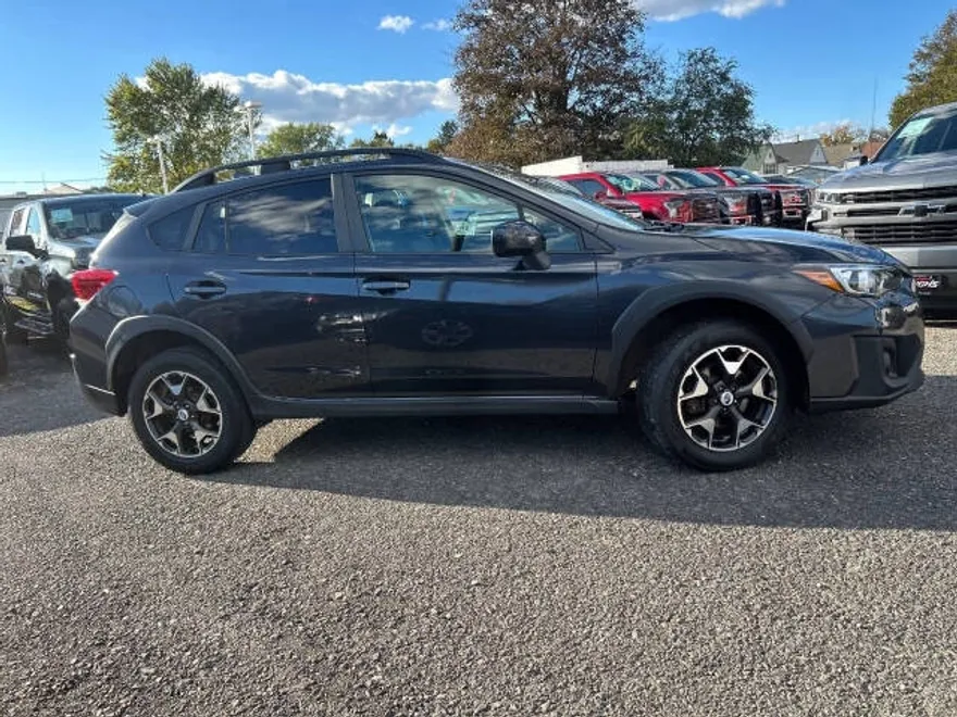 2018 Subaru Crosstrek 2.0i Premium photo 1