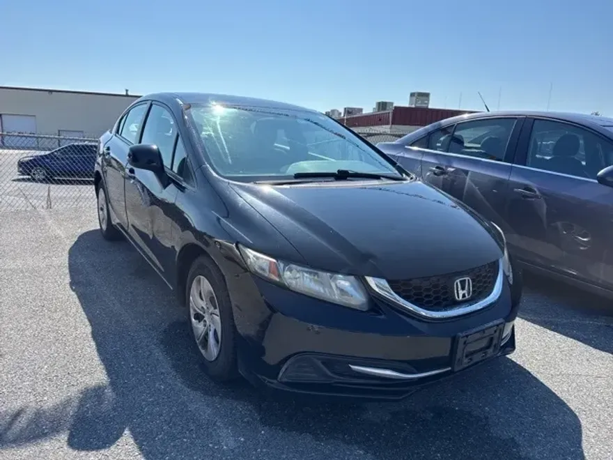 2013 Honda Civic LX photo 1