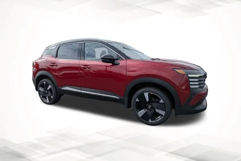 2025 Nissan Kicks SR photo 1
