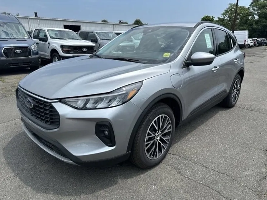 2024 Ford Escape photo 1