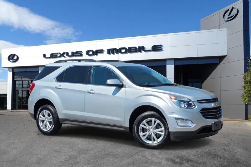 2016 Chevrolet Equinox LT photo 1