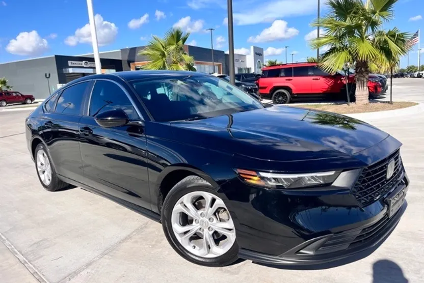 2024 Honda Accord LX photo 1