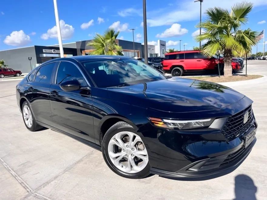2024 Honda Accord LX photo 1