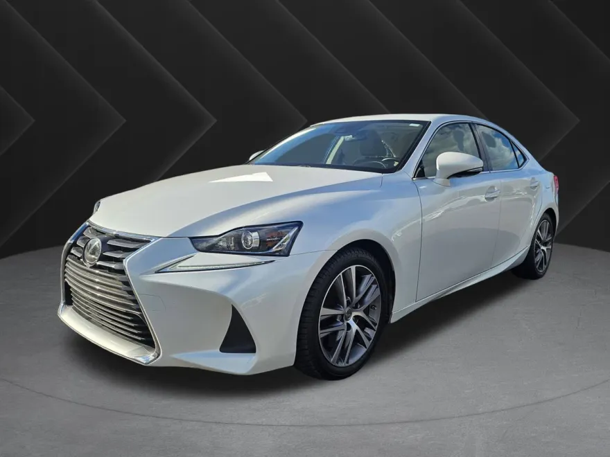 2019 Lexus IS 300 photo 1