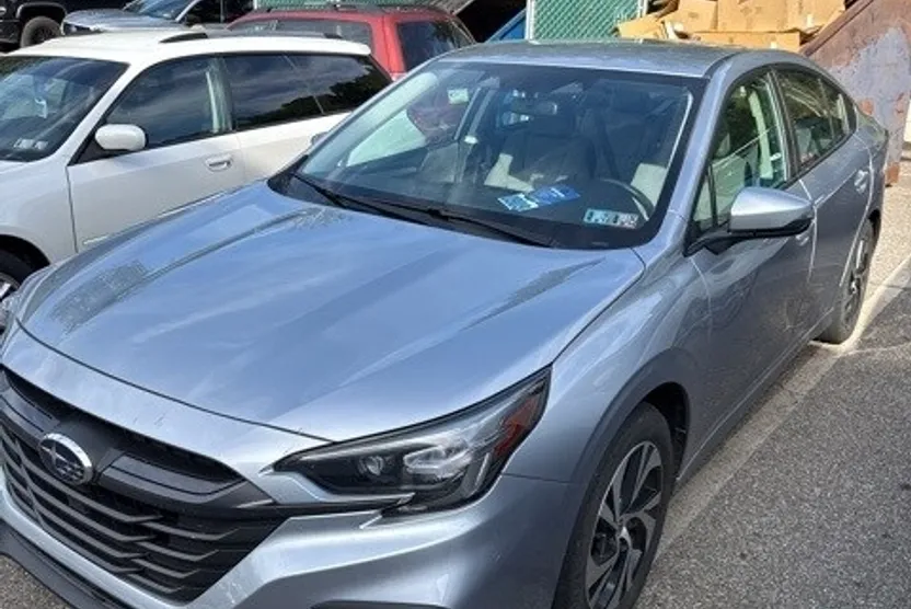 2023 Subaru Legacy Premium photo 1