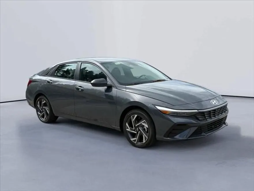 2025 Hyundai Elantra Hybrid SEL Sport photo 1