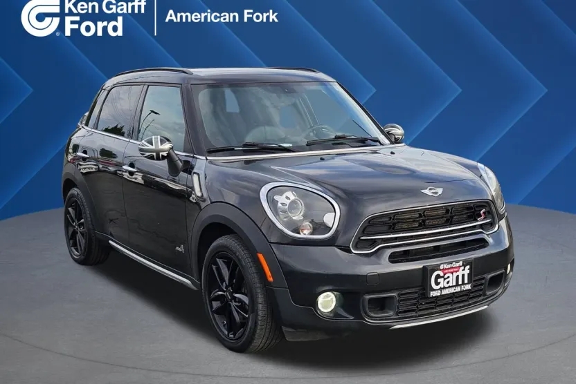 2016 Mini Countryman S ALL4 photo 1