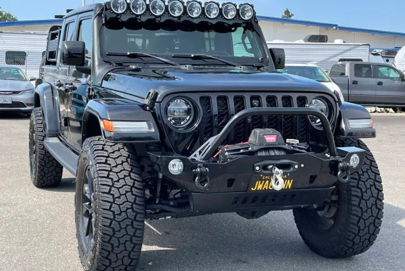 2021 Jeep Gladiator Overland photo 1