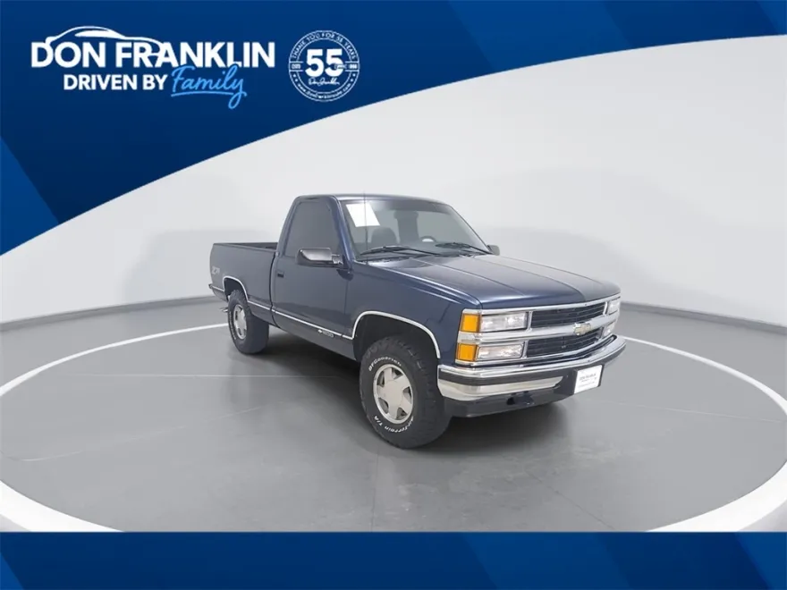 1996 Chevrolet Silverado photo 1